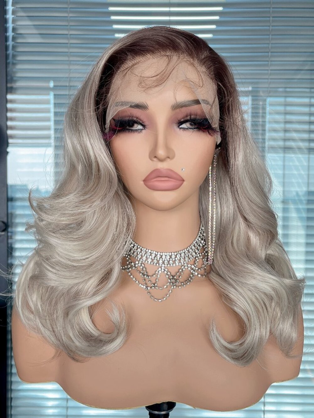 Tori in Ash Onyx | 16" Wavy Lace Front Wig Tori in Ash Onyx